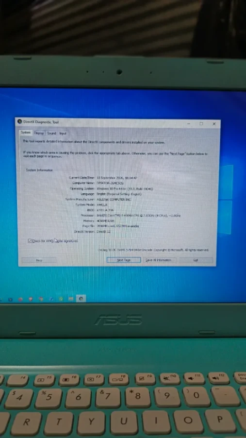 Laptop — foto 2 dari 5
