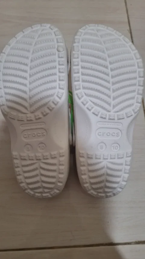 CROCS Classic Clog — foto 3 dari 3
