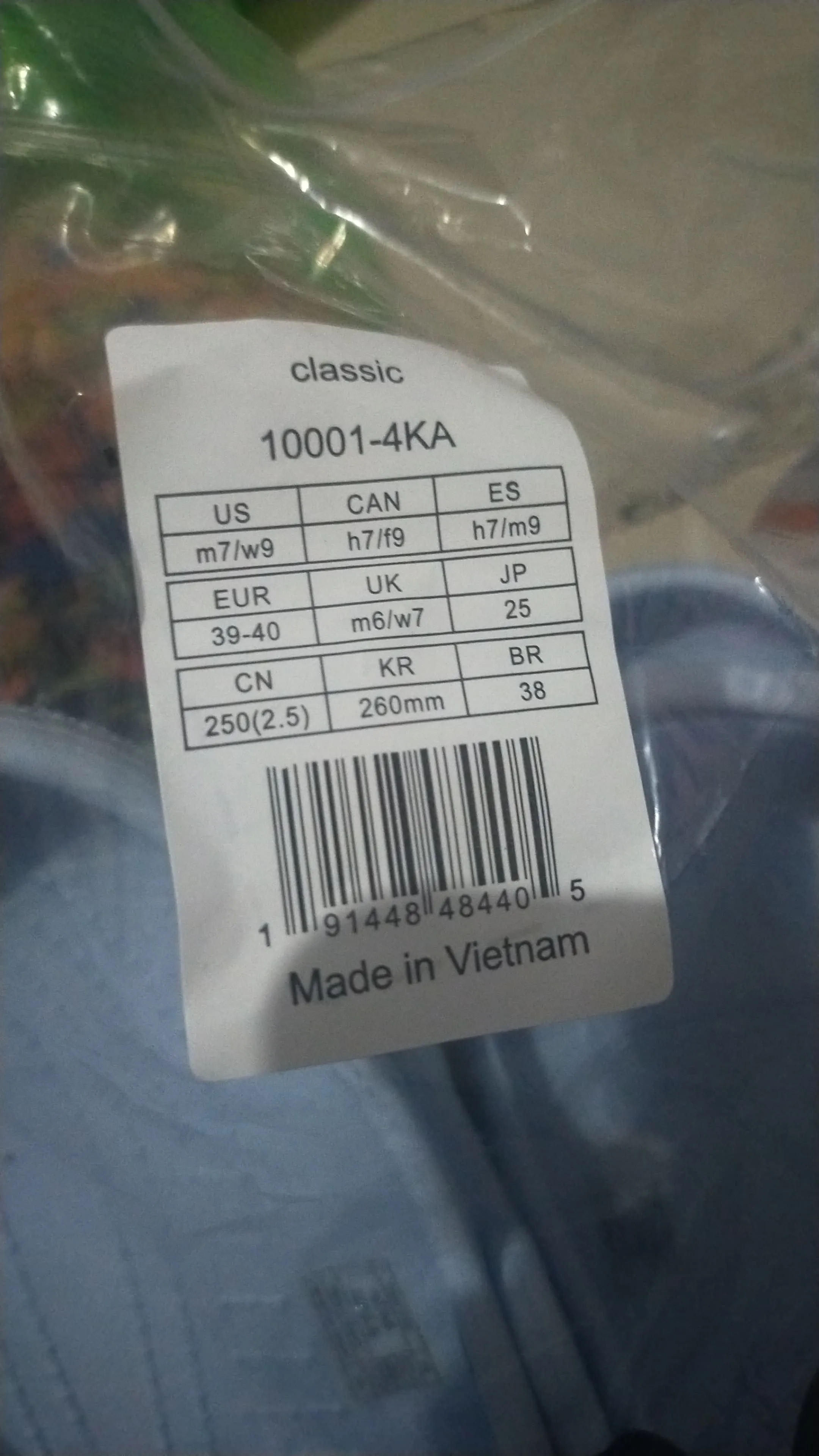 Sepatu Crocs Classic Biru Muda 750 Nego — foto 3 dari 3